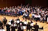 Bergen filharmoniske orkester spelte for 350 publikummarar i Vigdartun fredag kveld.FOTO: TORSTEIN TYSVÆR NYMOEN