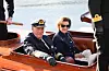Kong Harald og dronning Sonja under debarkeringa av kongeskipet tidlegare denne veka. Foto: Beate Oma Dahle / NTB / NPK
